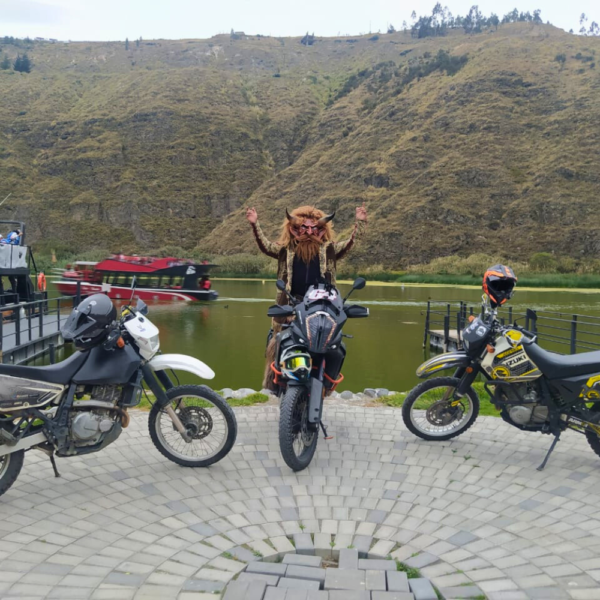 Explore Yambo Lagoon by Motorcycle: Adventure in Ecuador