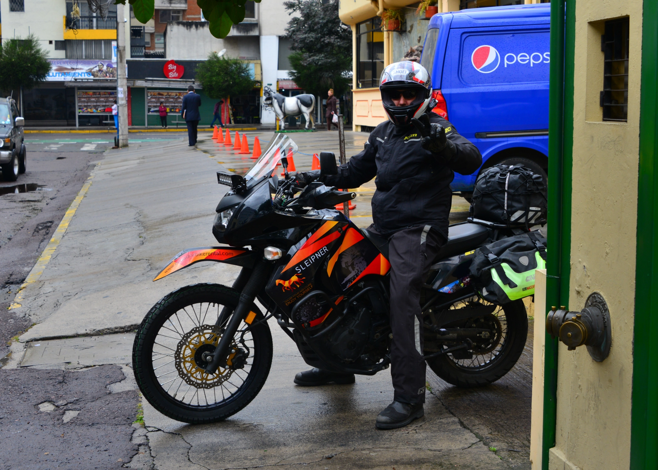 Ecuador & Colombia Expedition Guided Tour - Day 16 gallery 2