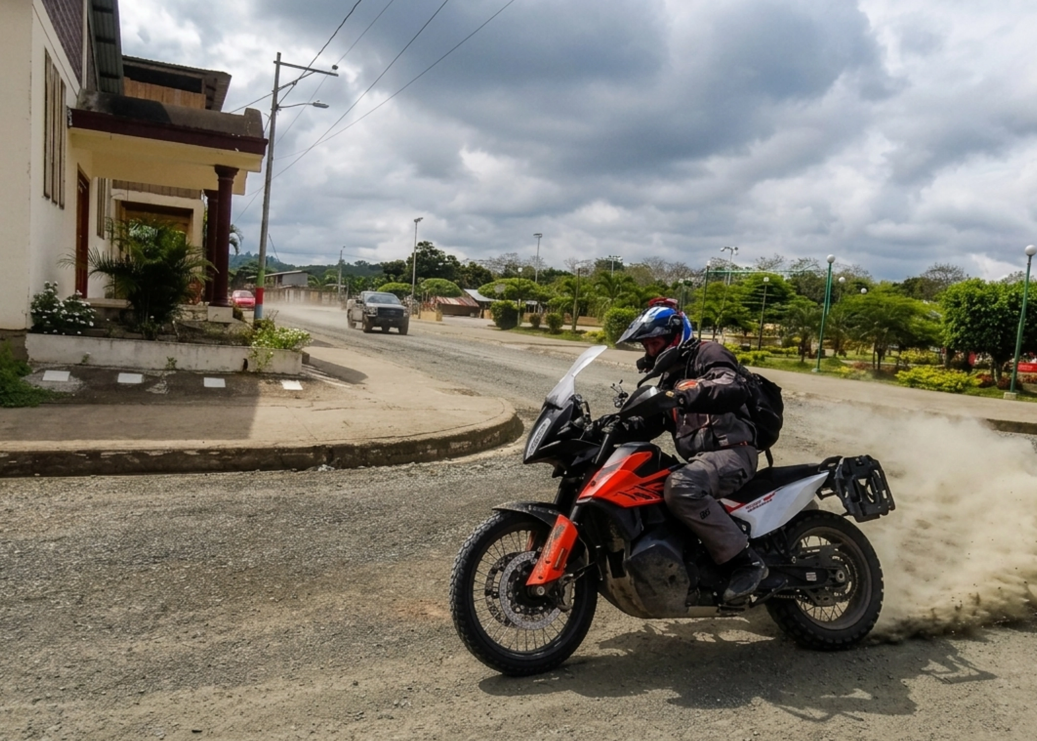 Off-Road Expedition In Ecuador – Guided Tour - Day 5 - CHONE – MOMPICHE