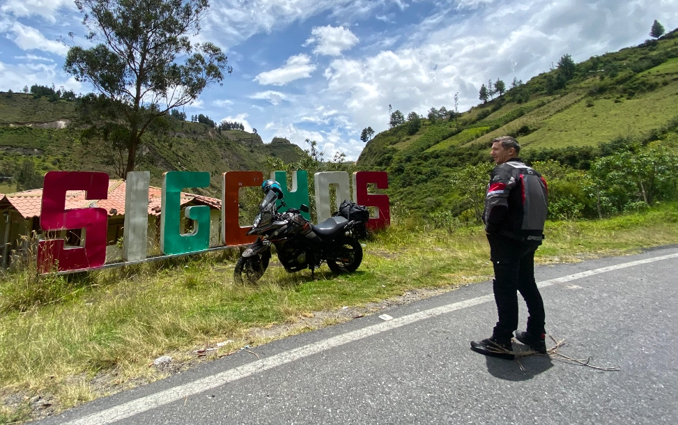 Back Road Adventure – Guided Tour - Day 9 - CHUGCHILÁN – QUILOTOA LOOP – QUITO